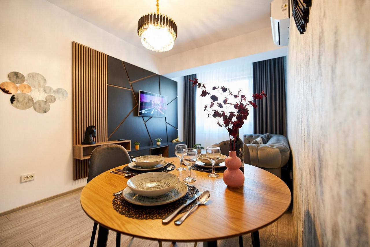 יאשי Uptown Apartments מראה חיצוני תמונה