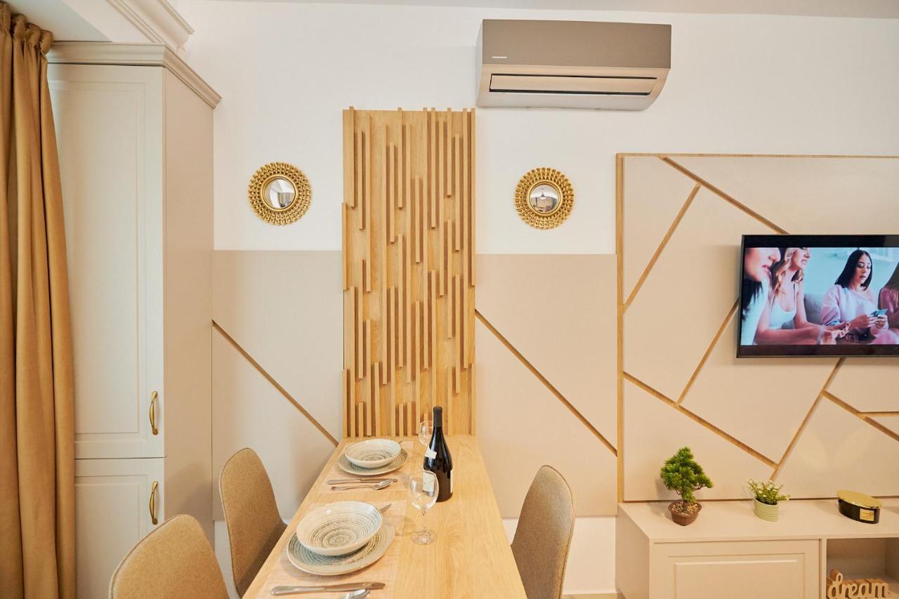 יאשי Uptown Apartments מראה חיצוני תמונה